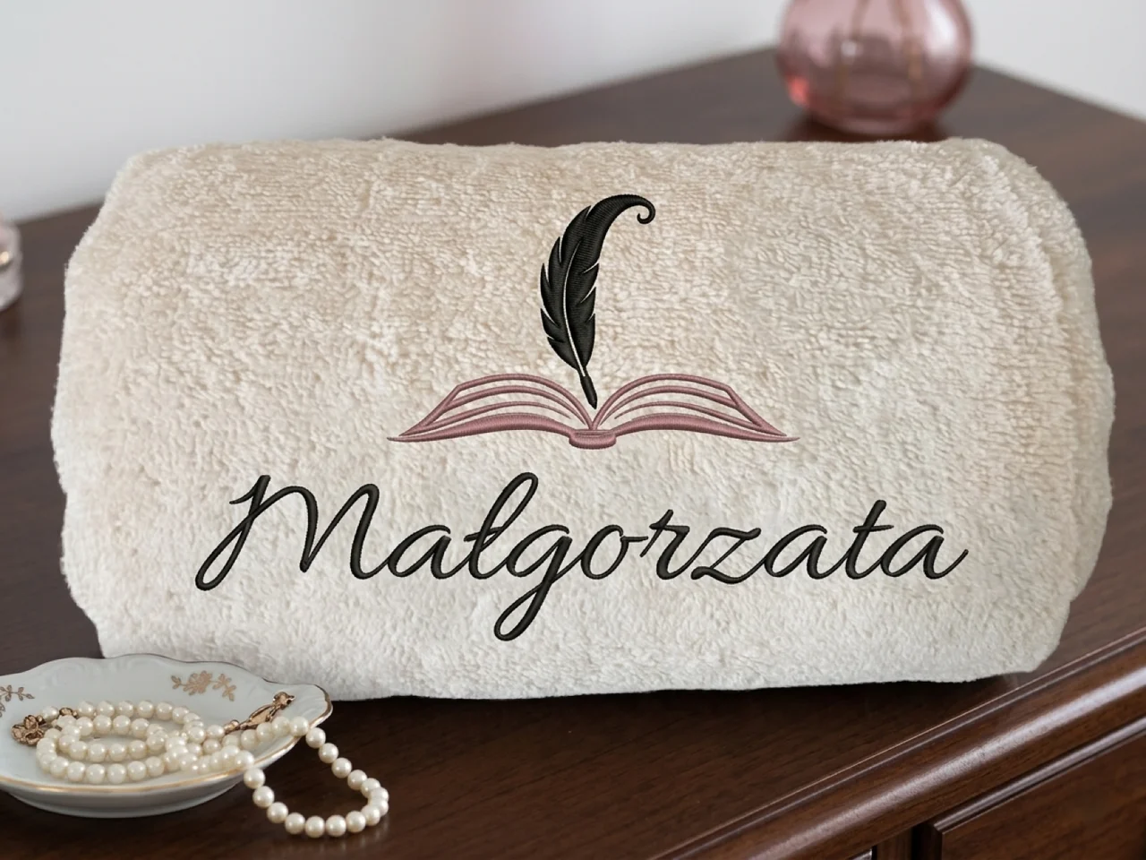 Ręcznik kąpielowy 70×140 z haftem imienia lub inicjałów — ujęcie 8 z 11